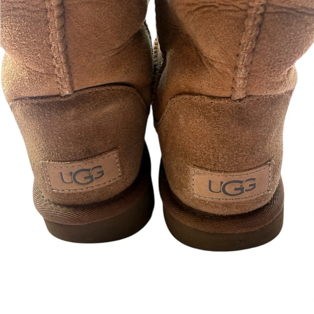 UGG Women's Classic Tall Winter Boot Size 6 - Chestnut Brown